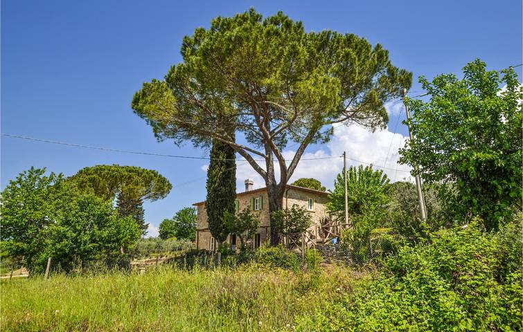 Appartamento di 380 m² con WiFi, AC, piscina e parcheggio in Arezzo, Chianti