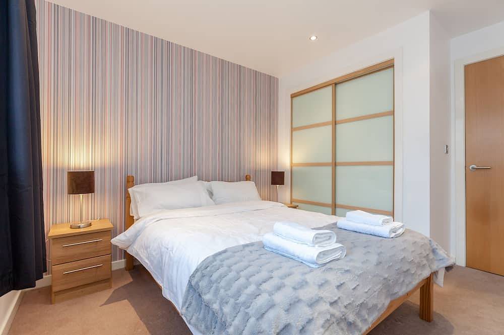 Entire apartment, Providing Stylish City Living within the vibrant shore area in Leith, Edinburgh