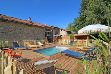 Gîte pour 6 personnes, avec piscine et terrasse ainsi que jacuzzi et jardin dans Haute-Vienne