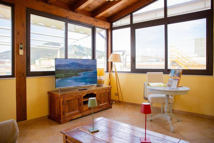 Gîte pour 4 personnes, avec Balcon et Terrasse à Santa Flavia - 4