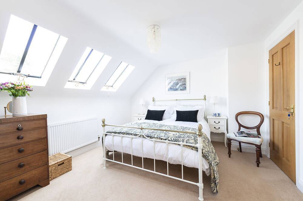 The White House (4) -West Lulworth, Lulworth Cove,sleeps 4 guests  in 2 bedrooms in Lulworth Cove, Dorset