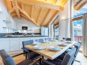 Chalet für 24 Personen in Neukirchen am Großvenediger, Kitzbüheler Alpen, Bild 1