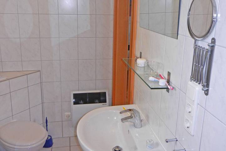 Ferienhaus für 6 Personen, mit Balkon, mit Haustier in Barth - 4