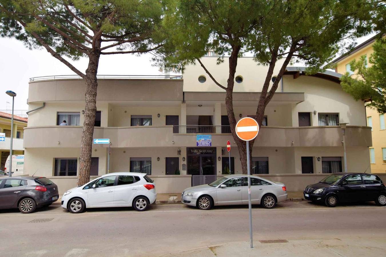 Ganze Ferienwohnung, Ferienwohnung mit Terrasse und Klimaanlage im Erdgeschoss  in Lignano Sabbiadoro, Udine Provinz