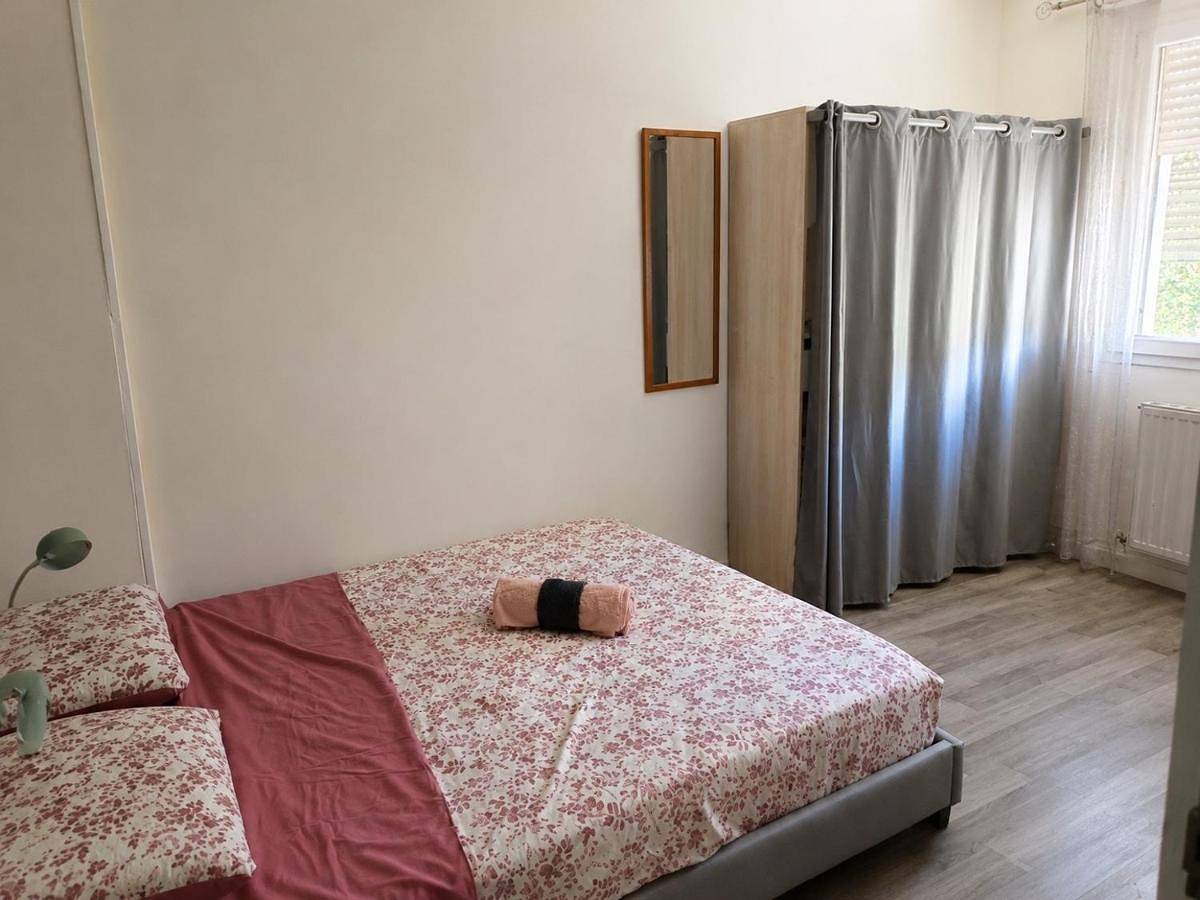 Chambre privée dans une maison avec jardin potager in Alès, Parc national des Cévennes