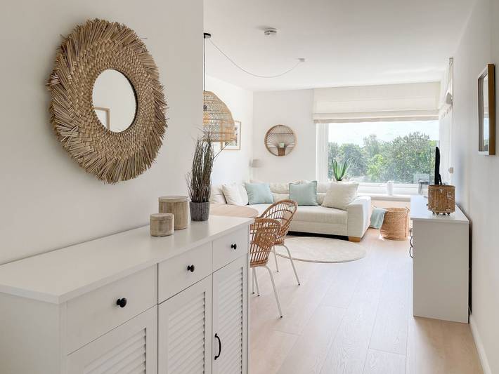 Ferienwohnung für 2 Personen, mit Sauna und Ausblick sowie Balkon und Pool in Niendorf