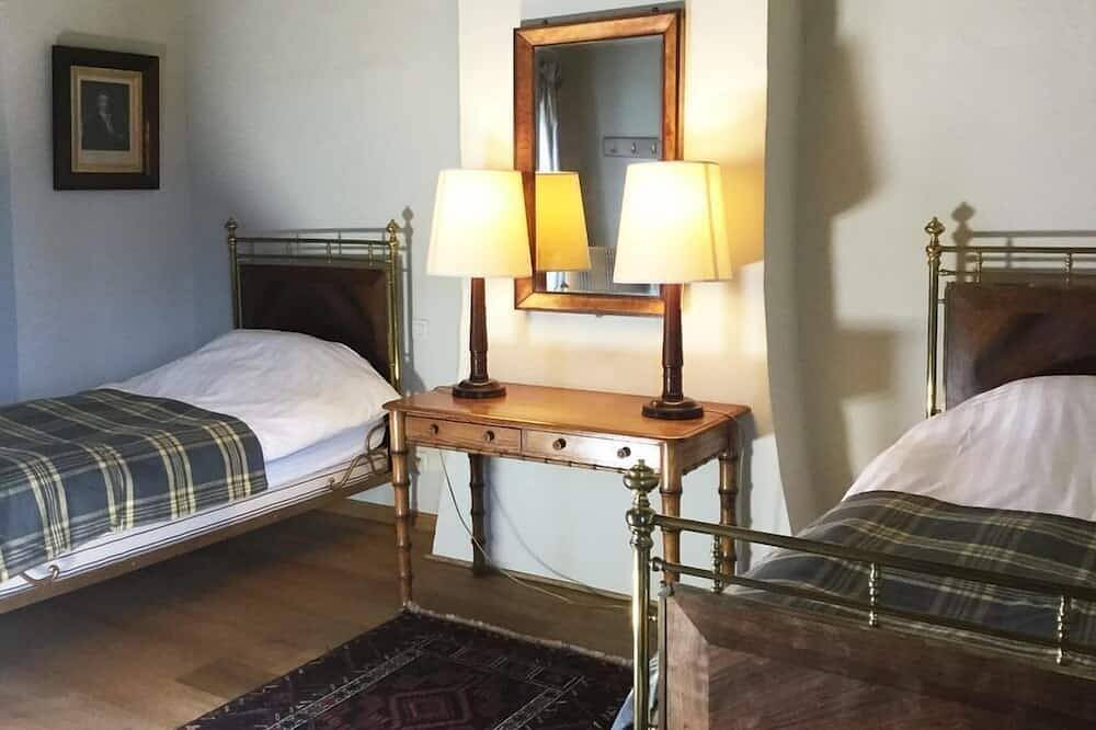 Gîte-Deluxe-Nasszelle-Blick auf das Wahrzeichen in Braine-l'Alleud, Wallonisch-Brabant