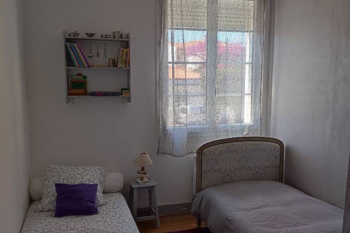 Gîte pour 4 personnes, avec jardin dans Plage du Chay - 3