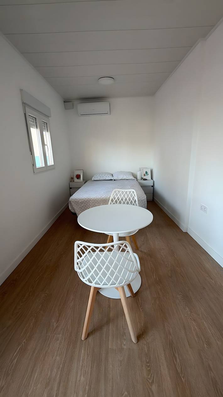 Entire apartment, 'Ático Placita Alceo' Apartment with Private Terrace, Wi-Fi and Air Conditioning in Motril, Costa Tropical