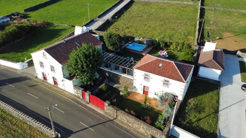 Casa rural para 2 personas, con Balcón y Terraza además de Jardín y Piscina en Terra-Cha - 4