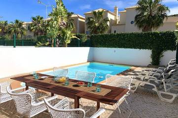 Villa voor 4 Personen in Praia do Burgau, Parque Natural do Sudoeste Alentejano e Costa Vicentina, Afbeelding 4