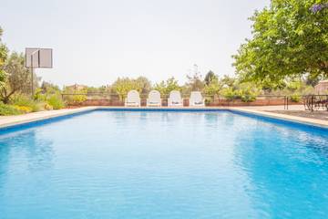 Villa in Binissalem, Majorca Center für 3 