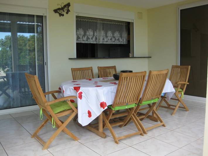 Location de vacances pour 6 personnes, avec terrasse et jardin à Saint-Leu - 4