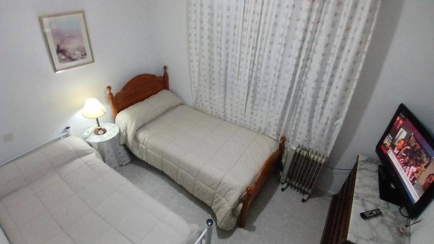 Chambre d’hôte pour 2 personnes, avec vue et jardin, animaux acceptés à Tolède - 2