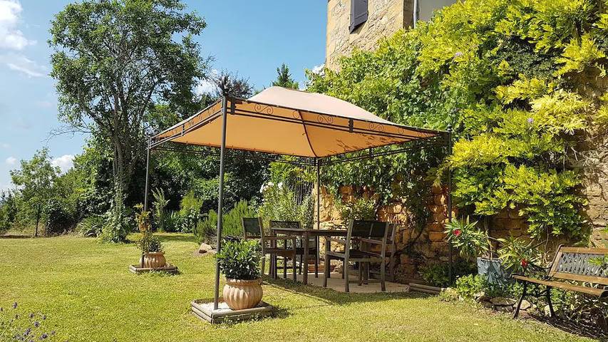 Gîte pour 6 personnes, avec jardin à Cénac-et-Saint-Julien - 4