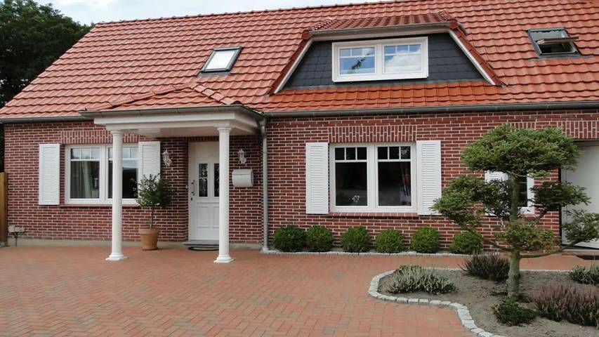 Ferienhaus für 4 Personen, mit Terrasse und Garten in Upgant-Schott