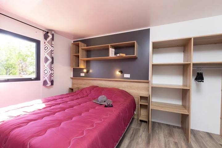 Mobil home pour 4 personnes, avec bassin pour enfant à Thégra - 2