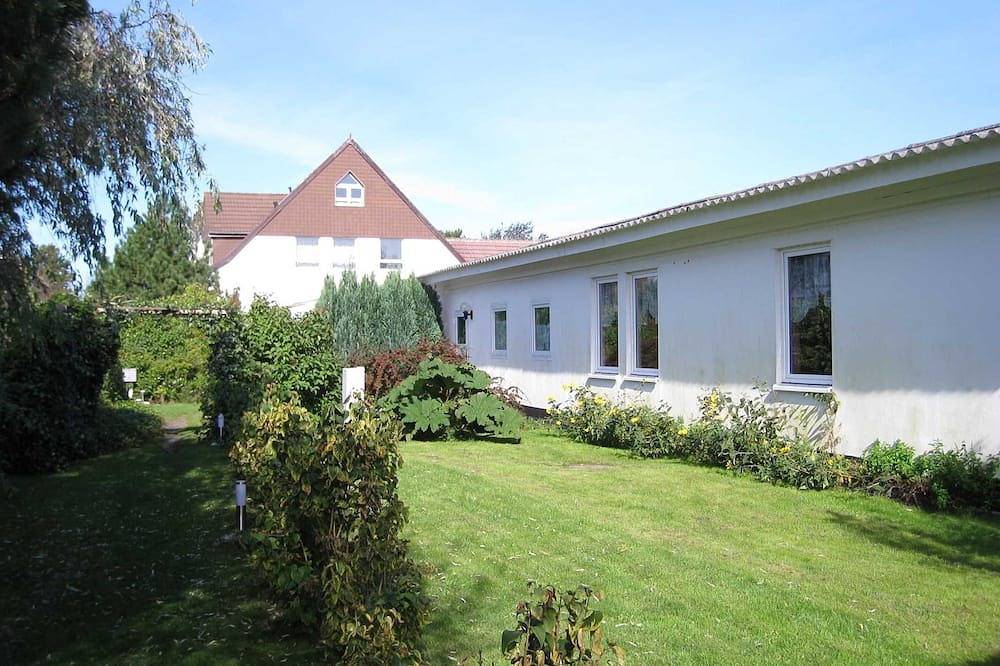 Entire apartment, Ferienwohnung für bis zu 4 Personen - Seepferdchen in Hiddensee, Baltic Sea Islands