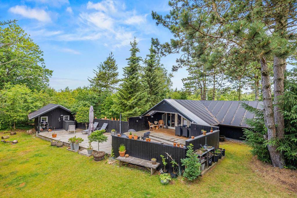 Gemütliches Sommerhaus in der Natur in Henneby in Henne, Filsø See