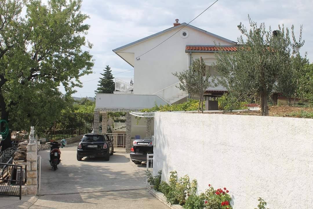 Ganze Wohnung, 2-Zimmer-Ferienwohnung mit Balkon Novi Vinodolski A-22393-a in Novi Vinodolski, Primorje-Gorski Kotar