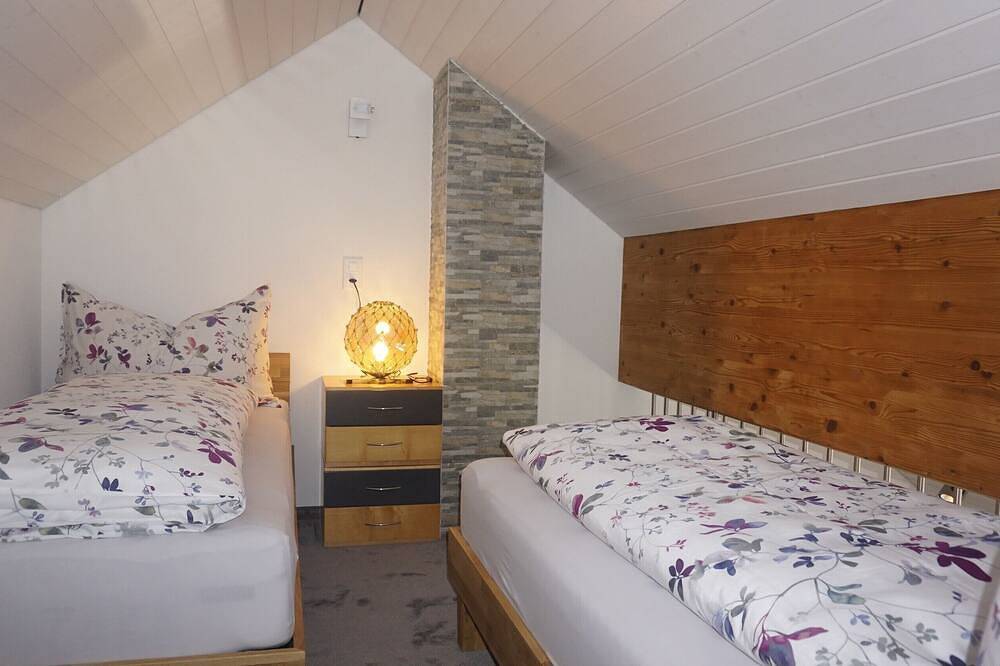 Ganze Wohnung, Loft in der Natur mit Gartenzugang und Sauna in Herisau, Zürich Voralpen