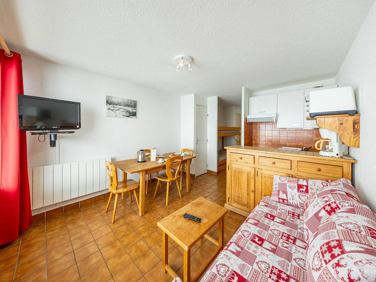 Ganzes Studio, T1 für 5 Pers. mit Balkon, Geschirrspüler und Tv in Saint-François-Longchamp, Le Grand Domaine