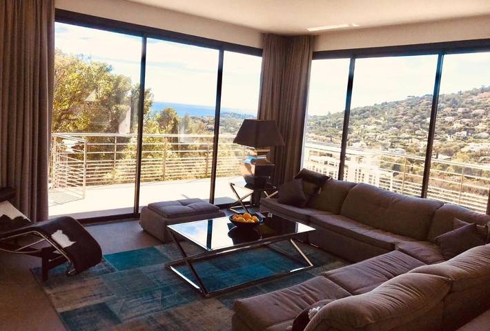 Chambre d’hôte pour 2 personnes, avec Terrasse ainsi que Jardin et Piscine à Cavalaire-sur-Mer - 3