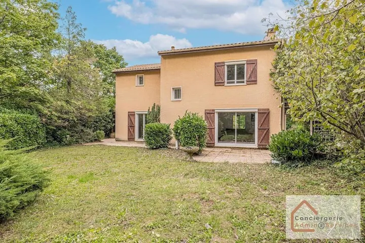 Chalet para 6 personas, con piscina además de vistas y jardín - 1
