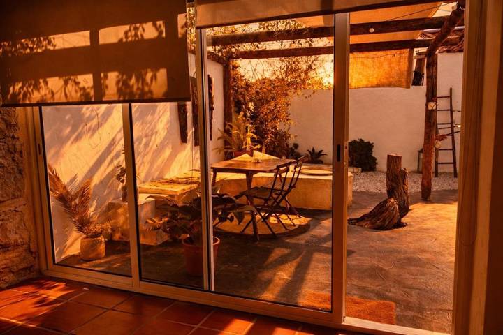 Location de vacances pour 4 personnes, avec piscine et jardin ainsi que vue et terrasse à Reguengos de Monsaraz - 3