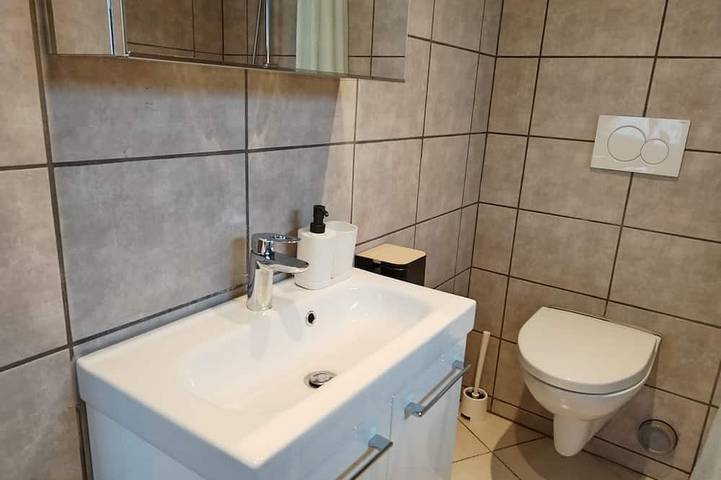 Gîte pour 2 personnes, avec jardin et terrasse à Sciez - 4