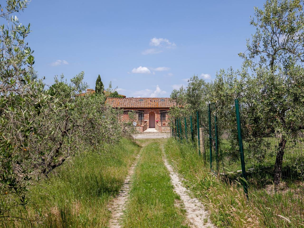 Geheel appartement, Appartement in Peccioli met Zwembad en Wijn in Peccioli, Provincie Pisa