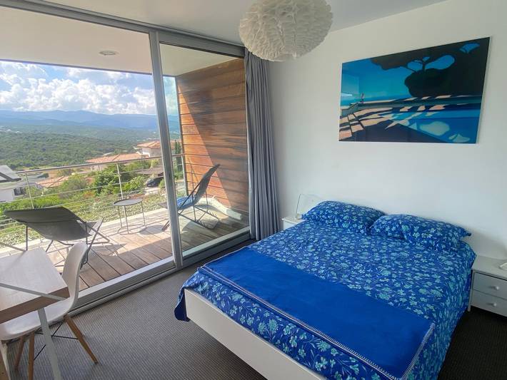 Gîte pour 4 personnes, avec jardin ainsi que piscine et terrasse dans Porticcio - 3