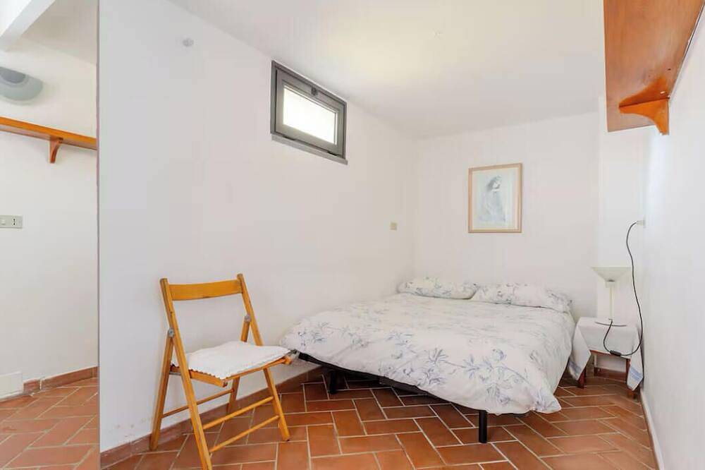 Ganze Wohnung, Chic 1-bedroom apartment with Ac, Wifi in charming Lerici in Lerici, Lerici Gemeinde