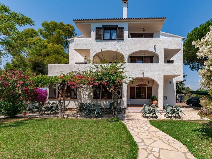 Ferielejlighed for 6 personer, med Balkon og Have i Costa Dorada