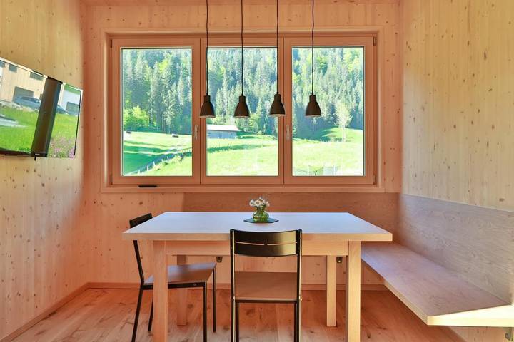 Appartement de vacances pour 4 personnes, avec vue et jardin