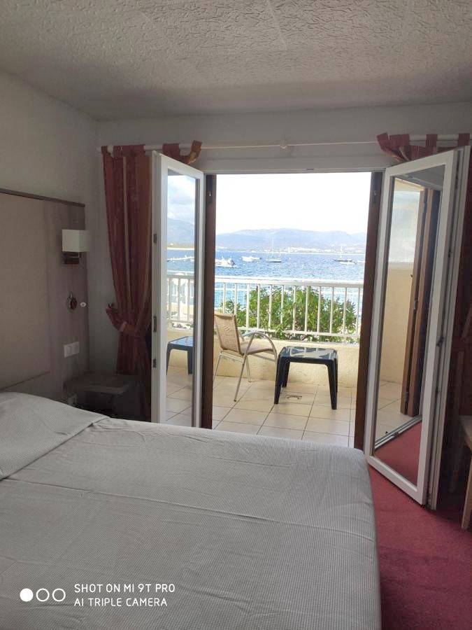 Hôtel pour 1 personne avec terrasse in Porticcio, Grosseto-Prugna