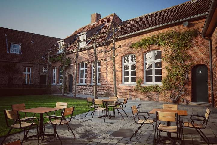 Chambre d’hôte pour 11 personnes à Lille (Belgique)