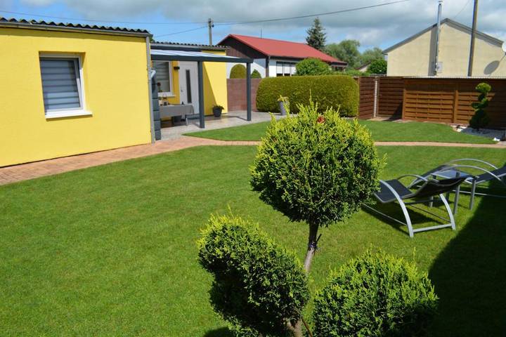 Ferienwohnung für 4 Personen, mit Terrasse und Garten sowie Seeblick und Ausblick in Erfurt - 3