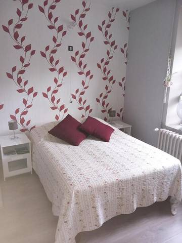 Chambre d’hôte pour 3 personnes, avec jardin dans Neufchâteau