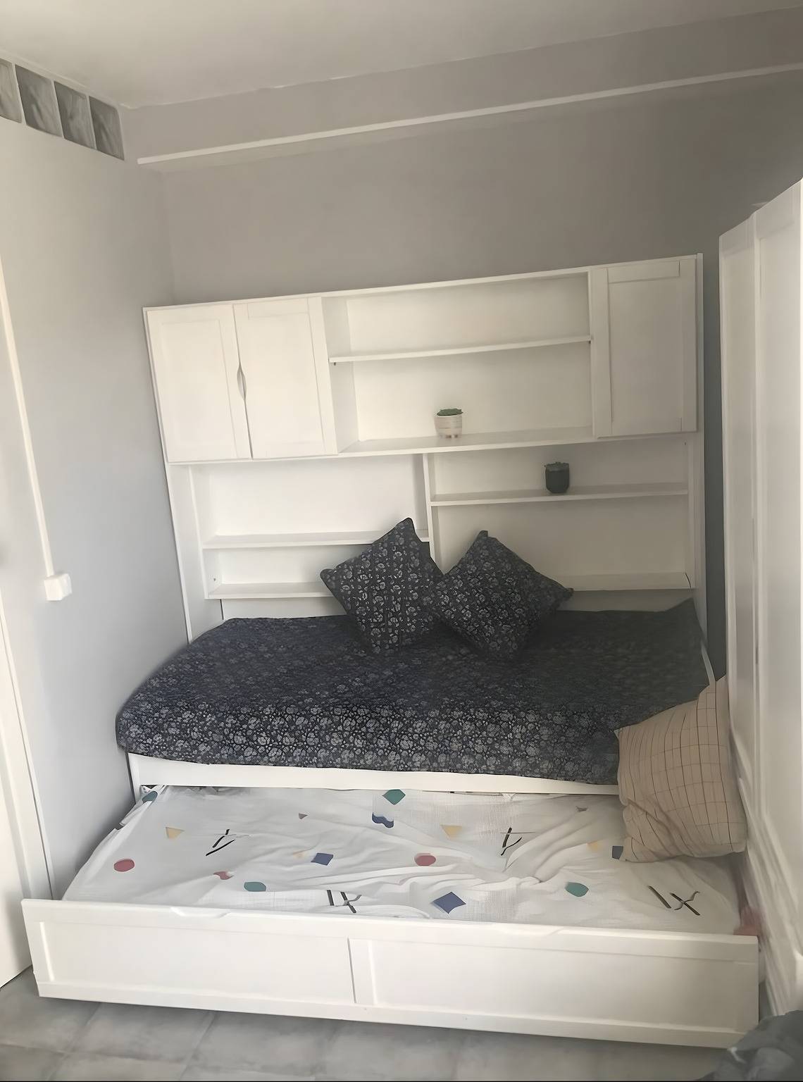 Ganzes Studio, Studio-Apartment 'Economy für Zwei in Lagos' mit Gemeinschaftspool, Wlan und Klimaanlage in São Sebastião, Lagos