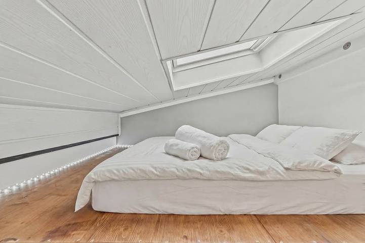 Appartement entier, Centre à 5 min | Starry Sleep · Secret Garden + Grill in Trèves (Ville), Trèves