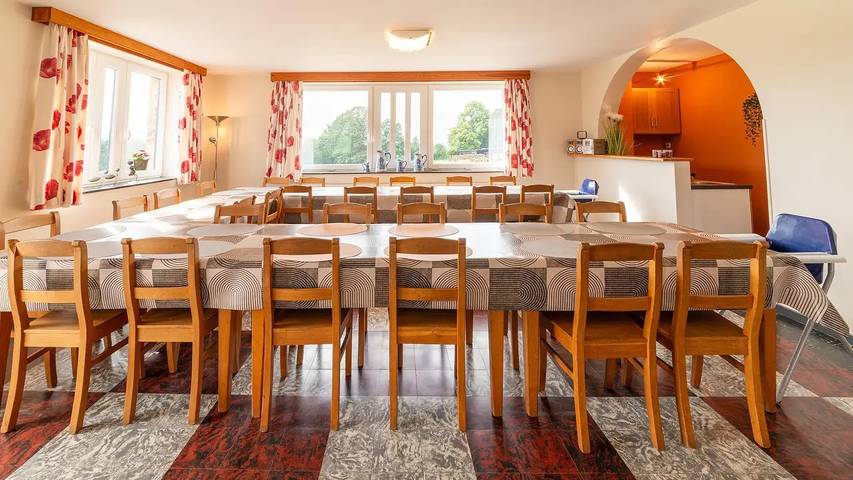 Location de vacances pour 33 personnes, avec jardin et jacuzzi à Ferrières (Liège) - 3