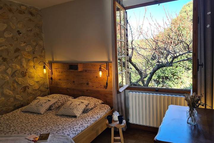 Location de vacances pour 4 personnes, avec terrasse et jardin à Vinsobres - 2