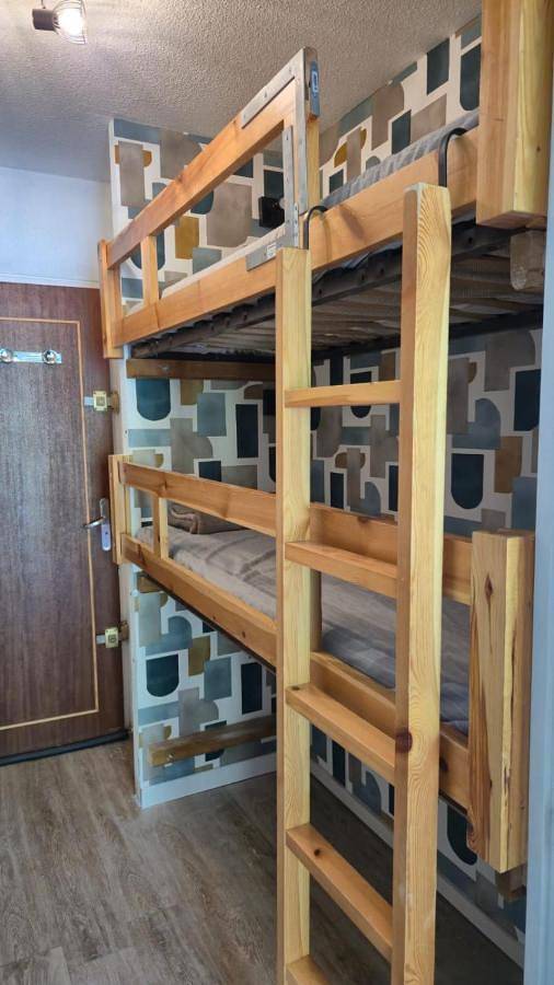 Gîte pour 4 personnes, avec terrasse et vue dans Cinéma L'Aiguille - 4