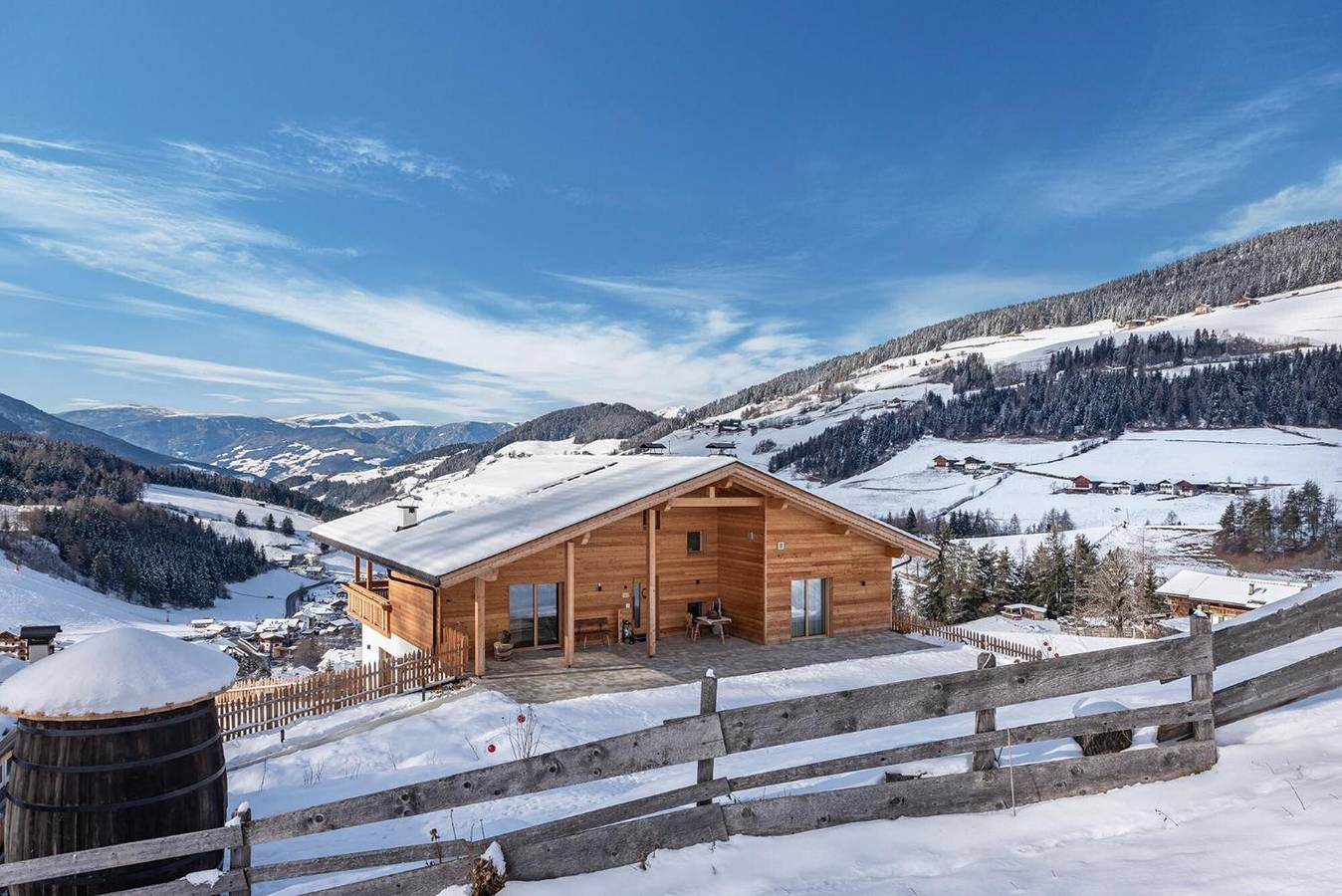 Appartement entier, Appartement 'Mittermanting' avec vue sur la montagne, terrasse privée et Wi-Fi in Santa Maddalena (Valle Isarco), Funes