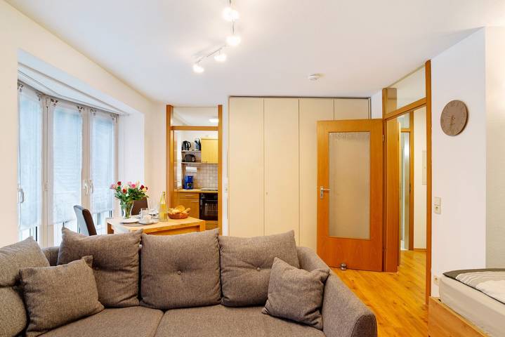 Studio entier, Studio 'Schwarzwaldnestle' avec vue sur la montagne, Wi-Fi et climatisation in Bad Wildbad, Forêt Noire du Nord