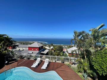 Gîte pour 6 personnes, avec jardin et piscine aux Avirons