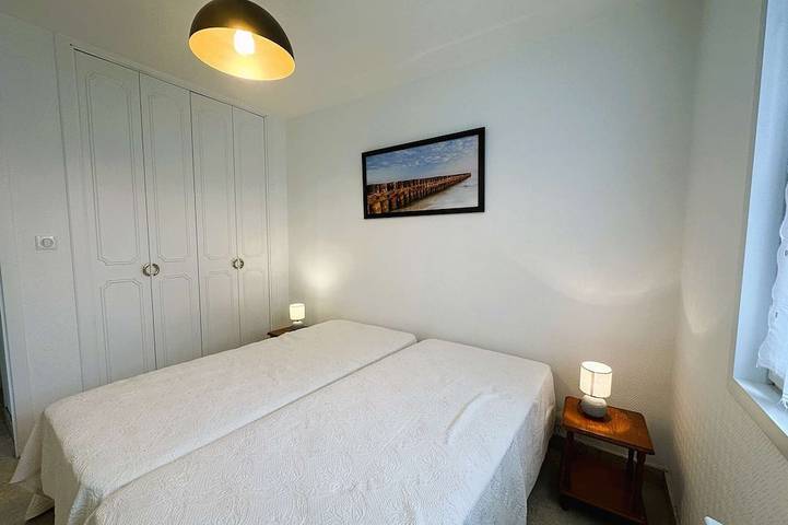 Gîte pour 4 personnes, avec jardin dans Plage Kerleven - 4