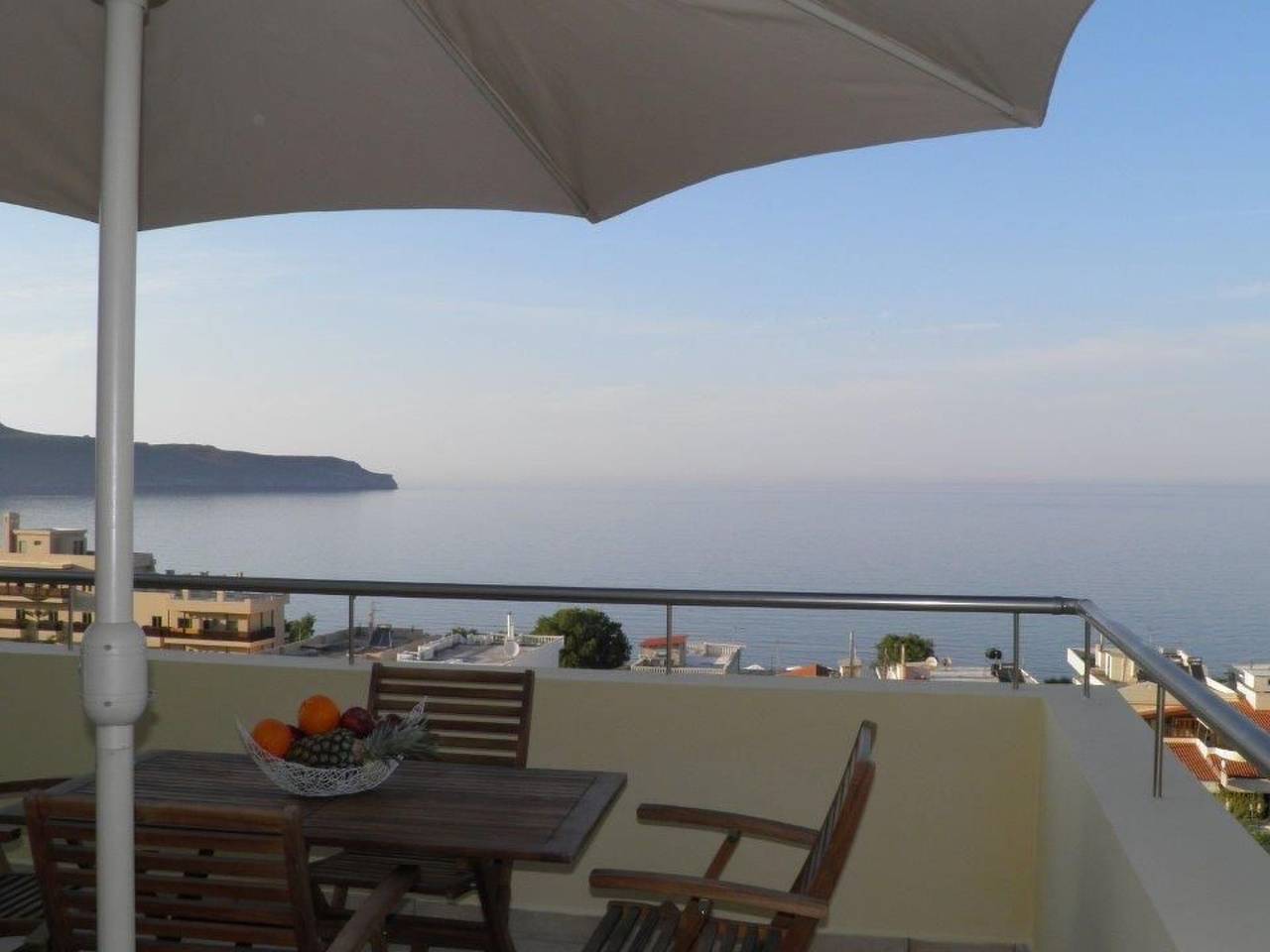 Appartement entier, Geräumiges Apartment mit traumhaftem Blick vom Balkon in Kato Stalos, Agia Marina