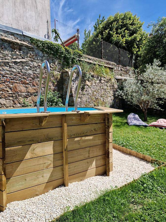 Location de vacances pour 9 personnes, avec piscine et jardin à Lamastre - 2